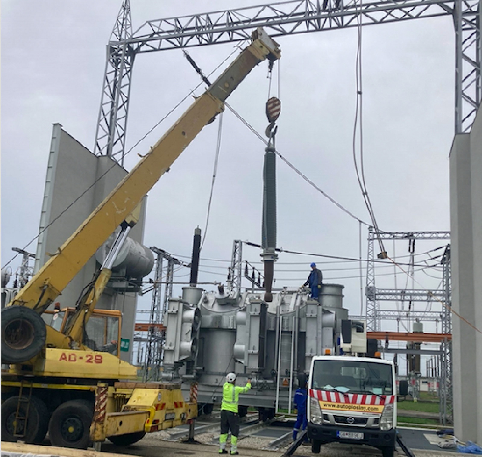 We repaired the largest electrical substation in Slovakia